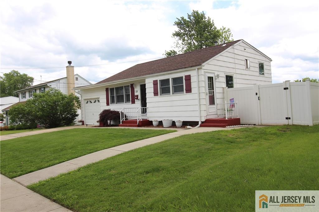 19 Wendy Drive, Old Bridge, New Jersey image 1