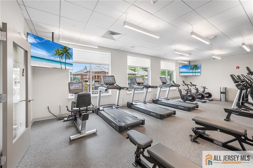 702 Station Road, Dunellen, New Jersey image 34