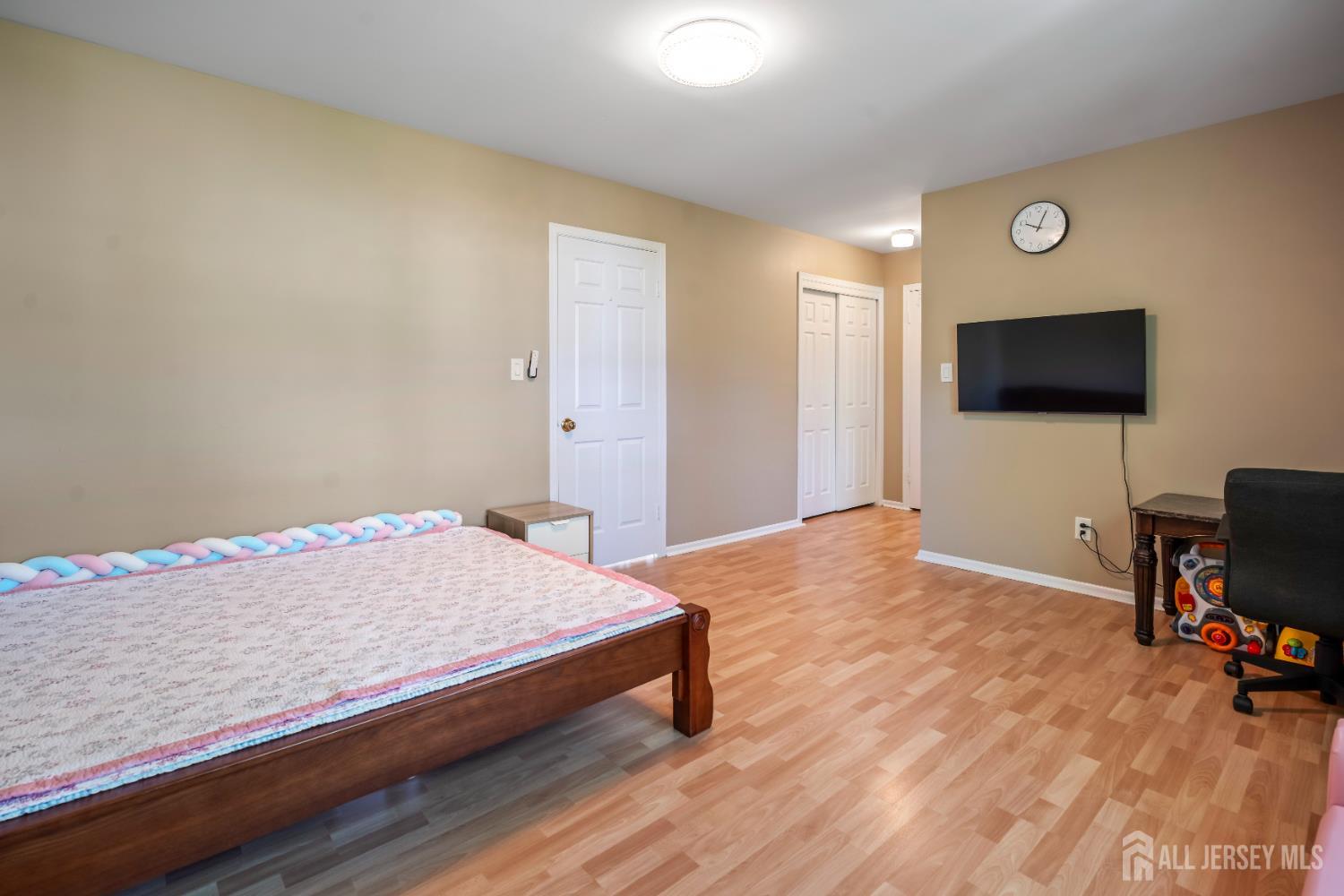 58 La Rue Lane, East Brunswick, New Jersey image 13