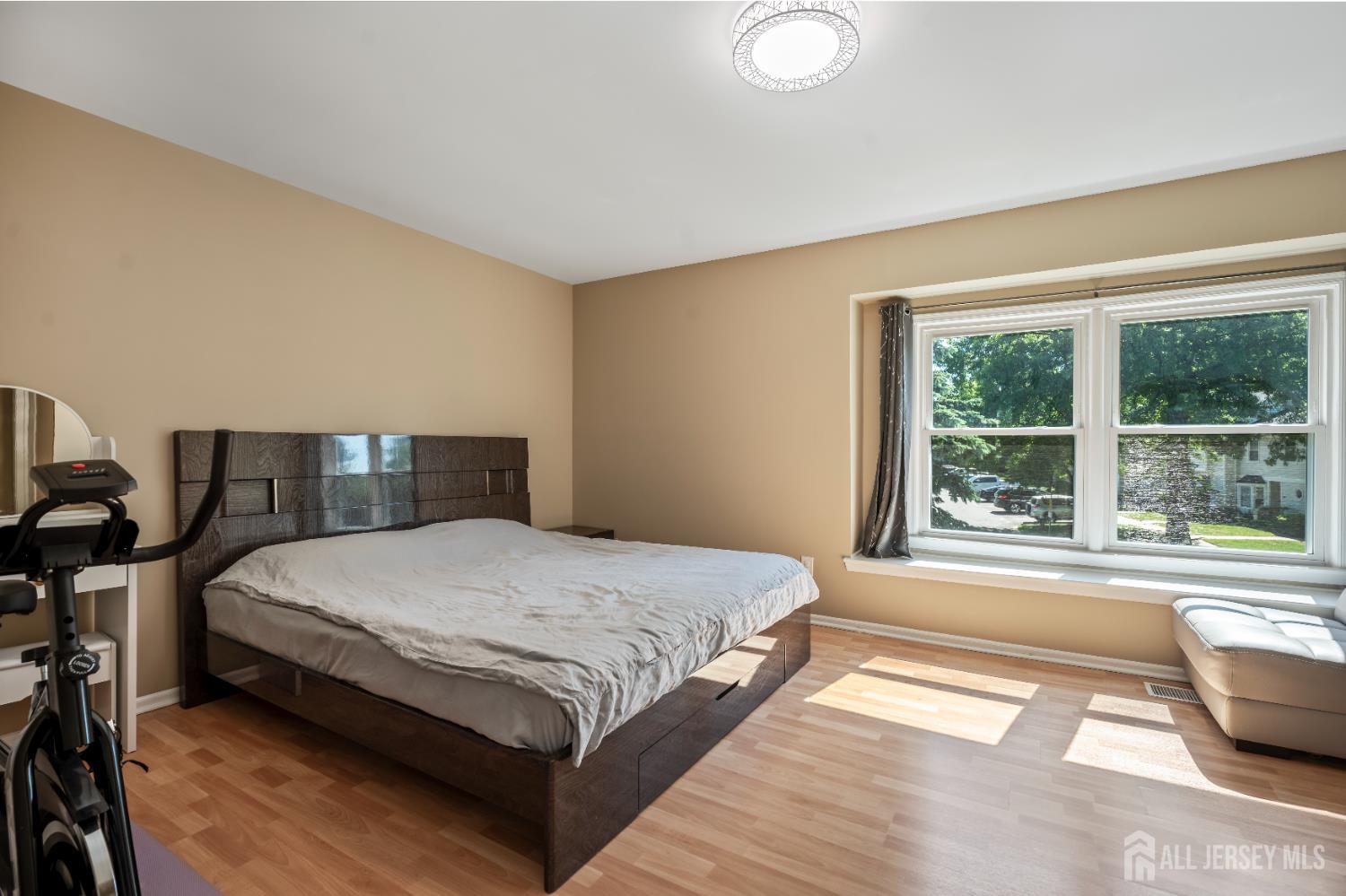 58 La Rue Lane, East Brunswick, New Jersey image 8