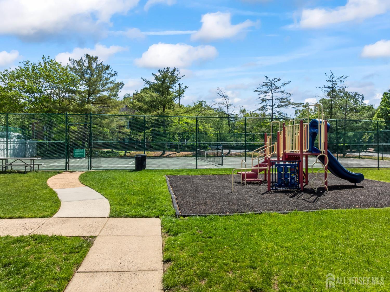 58 La Rue Lane, East Brunswick, New Jersey image 24