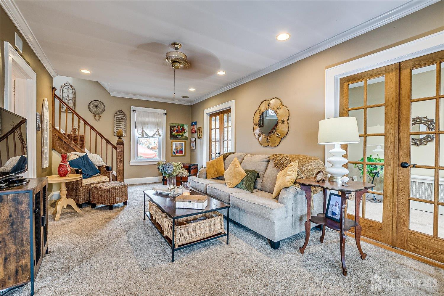 Dunellen, New Jersey 08812, United States, 4 Bedrooms Bedrooms, ,2 BathroomsBathrooms,Residential,Active,241933