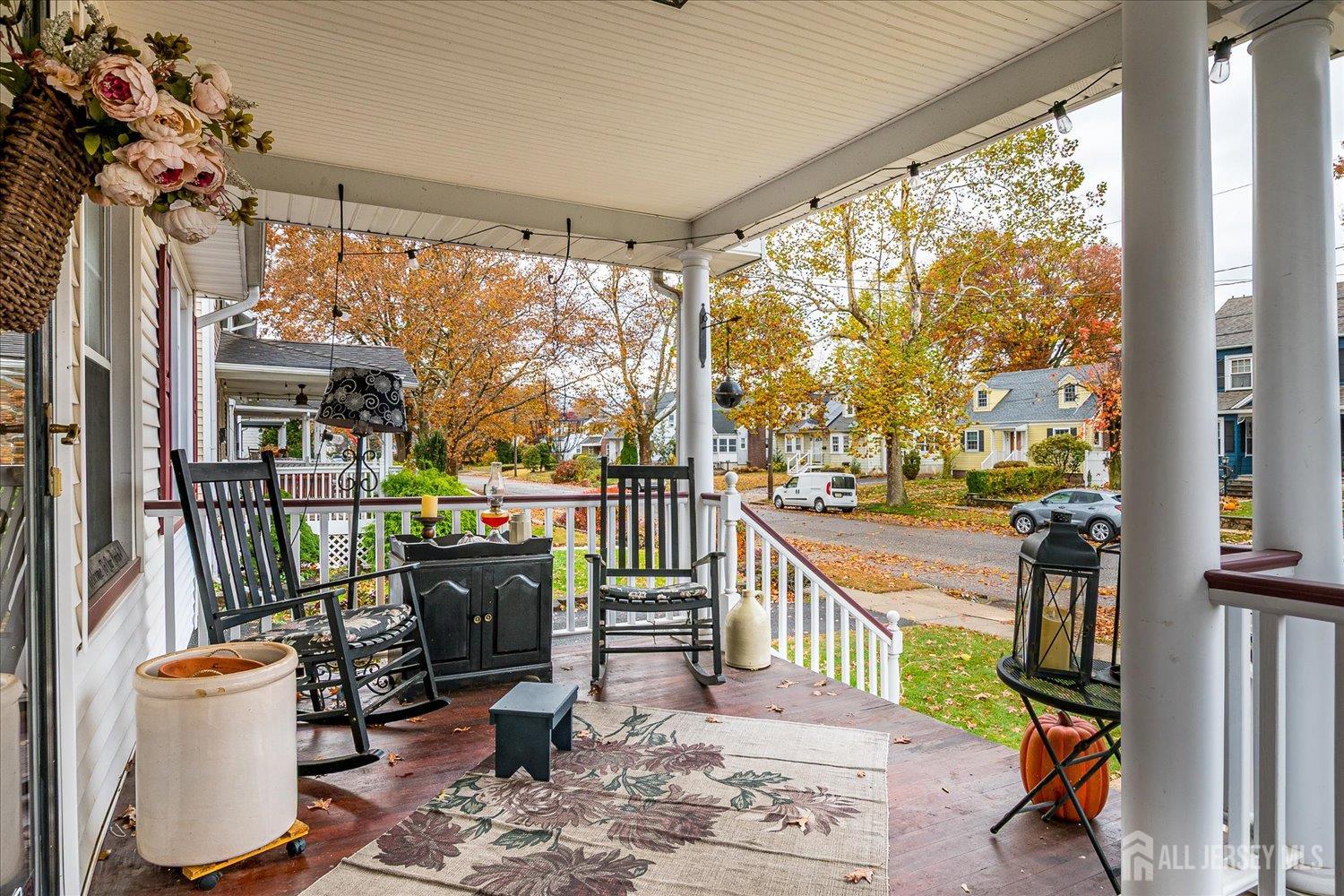 Dunellen, New Jersey 08812, United States, 4 Bedrooms Bedrooms, ,2 BathroomsBathrooms,Residential,Active,241933