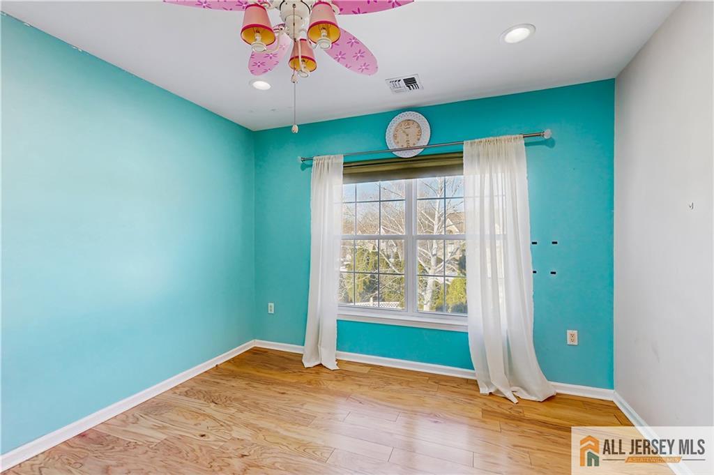 South Brunswick, New Jersey, 08852, United States, 4 Bedrooms Bedrooms, ,3 BathroomsBathrooms,Residential,Active,2007236
