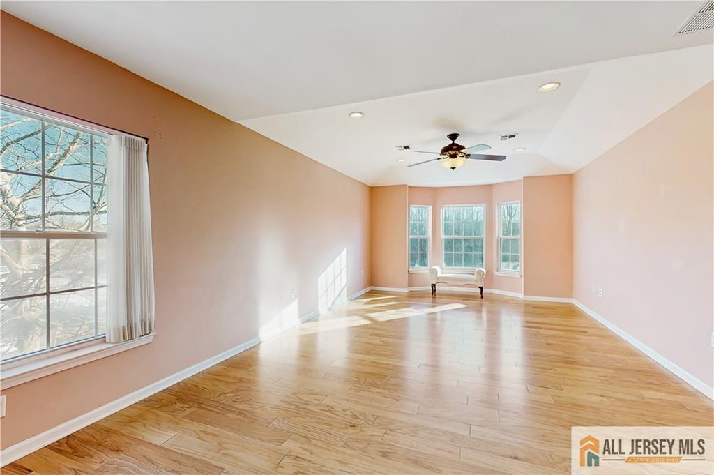 South Brunswick, New Jersey, 08852, United States, 4 Bedrooms Bedrooms, ,3 BathroomsBathrooms,Residential,Active,2007236