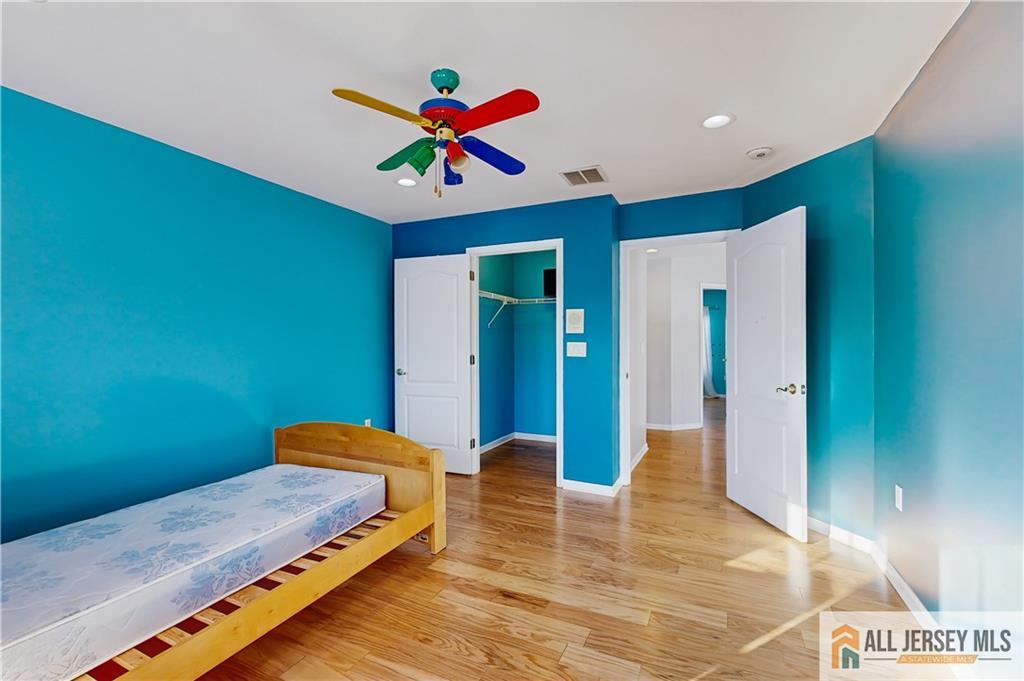 South Brunswick, New Jersey, 08852, United States, 4 Bedrooms Bedrooms, ,3 BathroomsBathrooms,Residential,Active,2007236