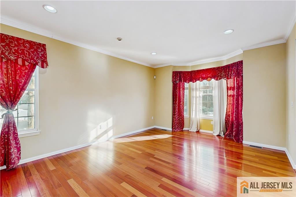 South Brunswick, New Jersey, 08852, United States, 4 Bedrooms Bedrooms, ,3 BathroomsBathrooms,Residential,Active,2007236