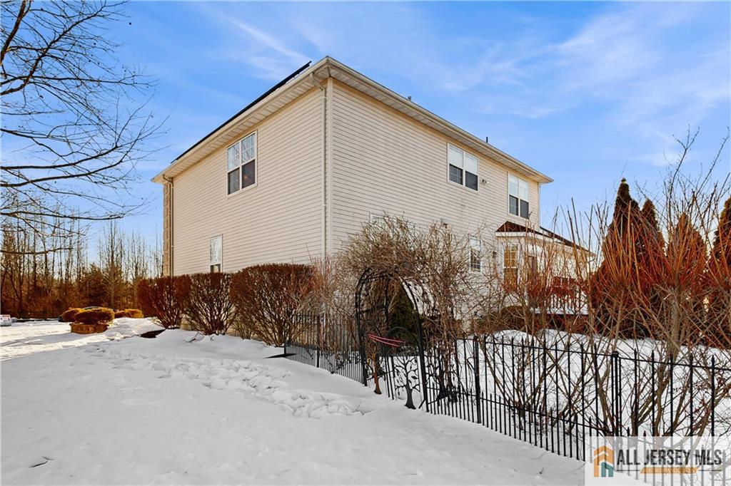 South Brunswick, New Jersey, 08852, United States, 4 Bedrooms Bedrooms, ,3 BathroomsBathrooms,Residential,Active,2007236
