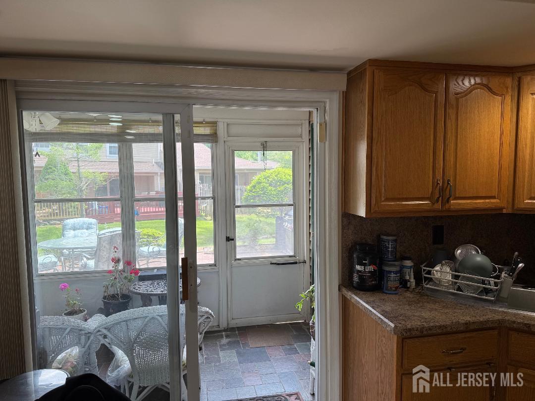 362 Minstrel Court #362, Old Bridge, New Jersey image 8