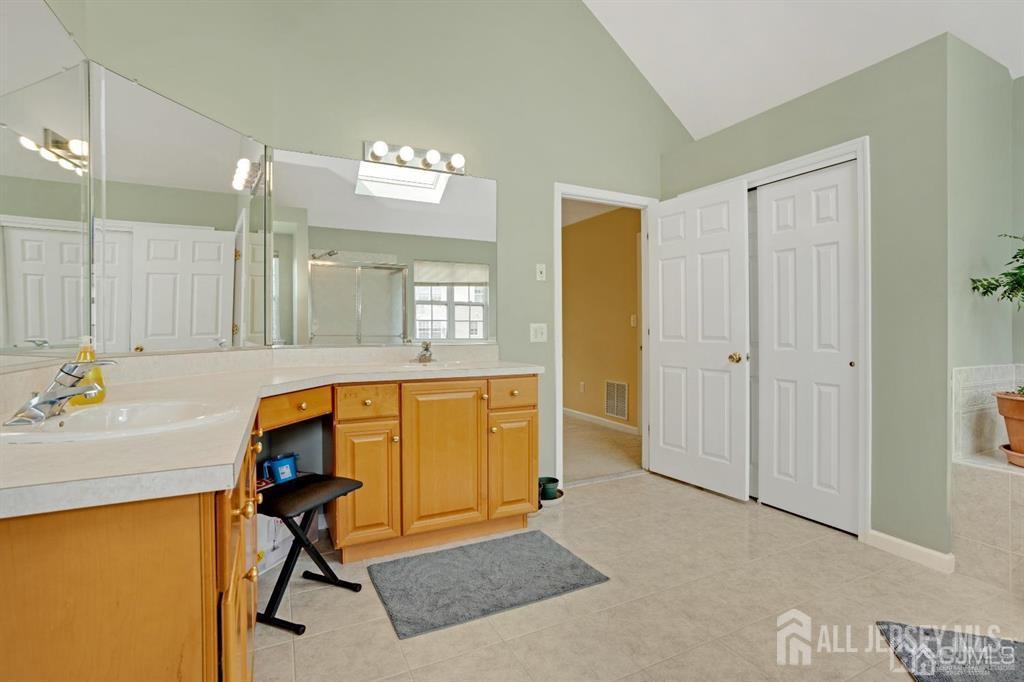 65 Cortland Drive, East Brunswick, New Jersey image 18
