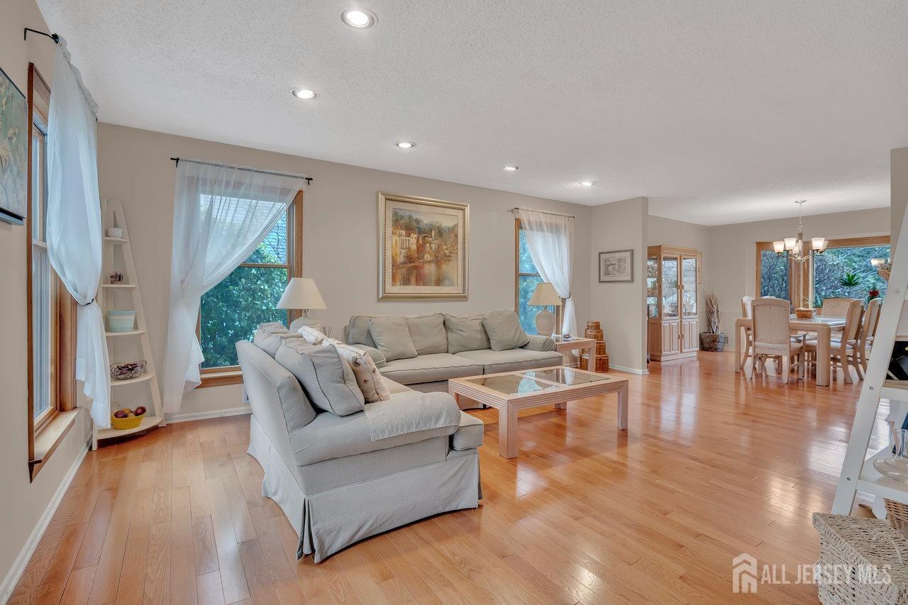 25 Franklin Drive, Plainsboro, New Jersey image 4