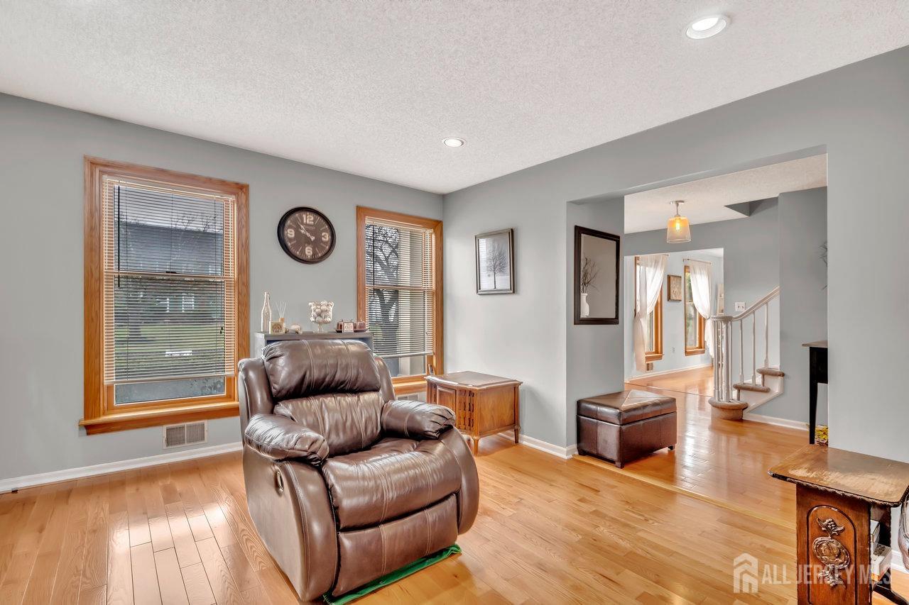 25 Franklin Drive, Plainsboro, New Jersey image 17