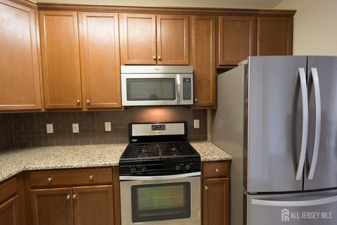 Condo For Sale - 1133 Halifax Place<br/> Hamilton, NJ 08619