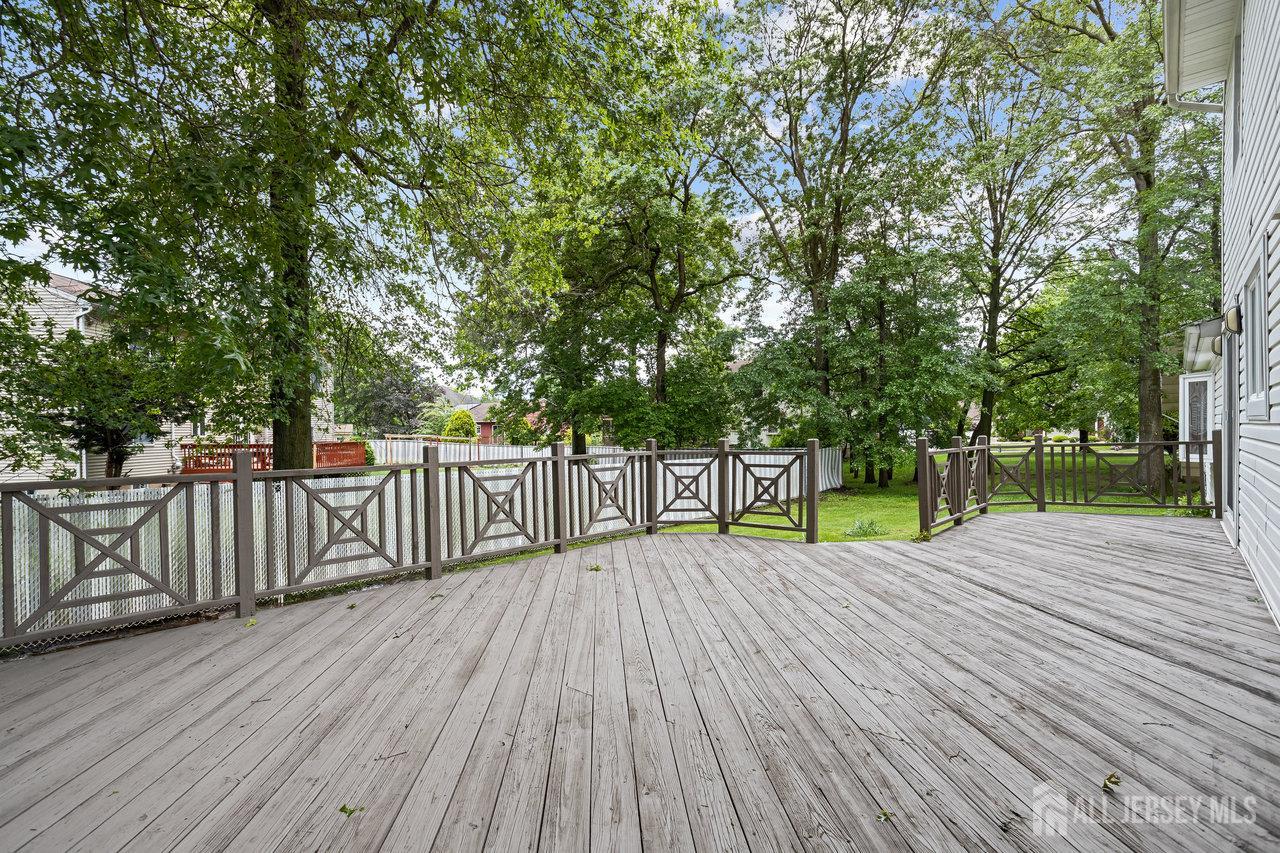 15 Meredith Road, Edison, New Jersey image 26