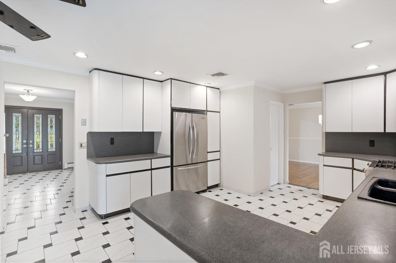 15 Meredith Road, Edison, New Jersey image 12