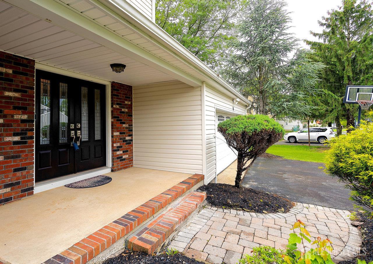15 Meredith Road, Edison, New Jersey image 3