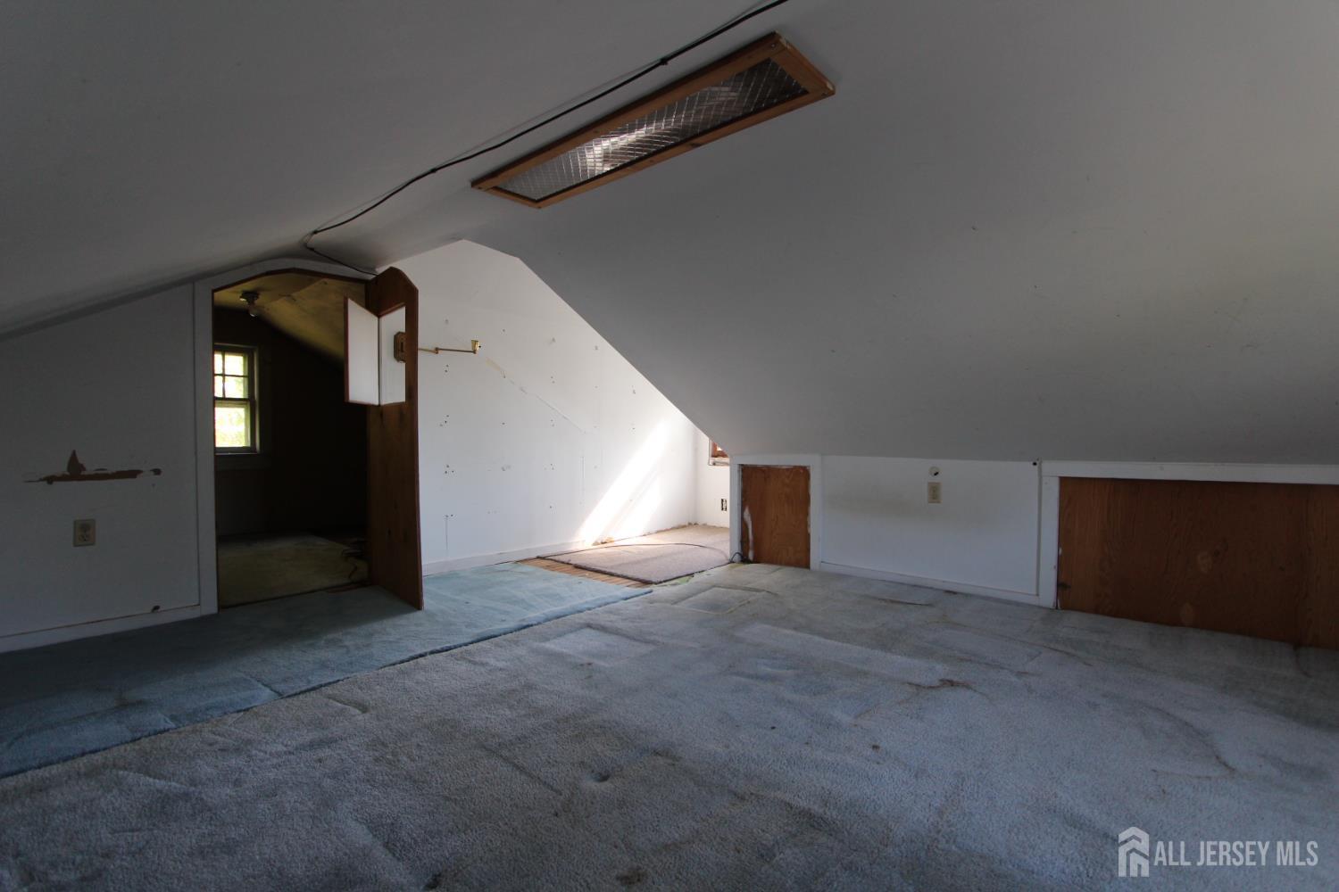 South Plainfield, New Jersey 07080, United States, 3 Bedrooms Bedrooms, ,2 BathroomsBathrooms,Residential,Active,228653