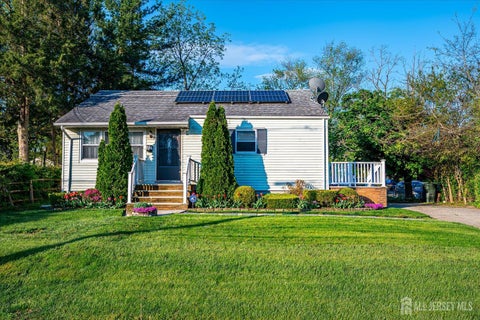 Homes For Sale - 174 Runyon Avenue<br/> Franklin, NJ 08873