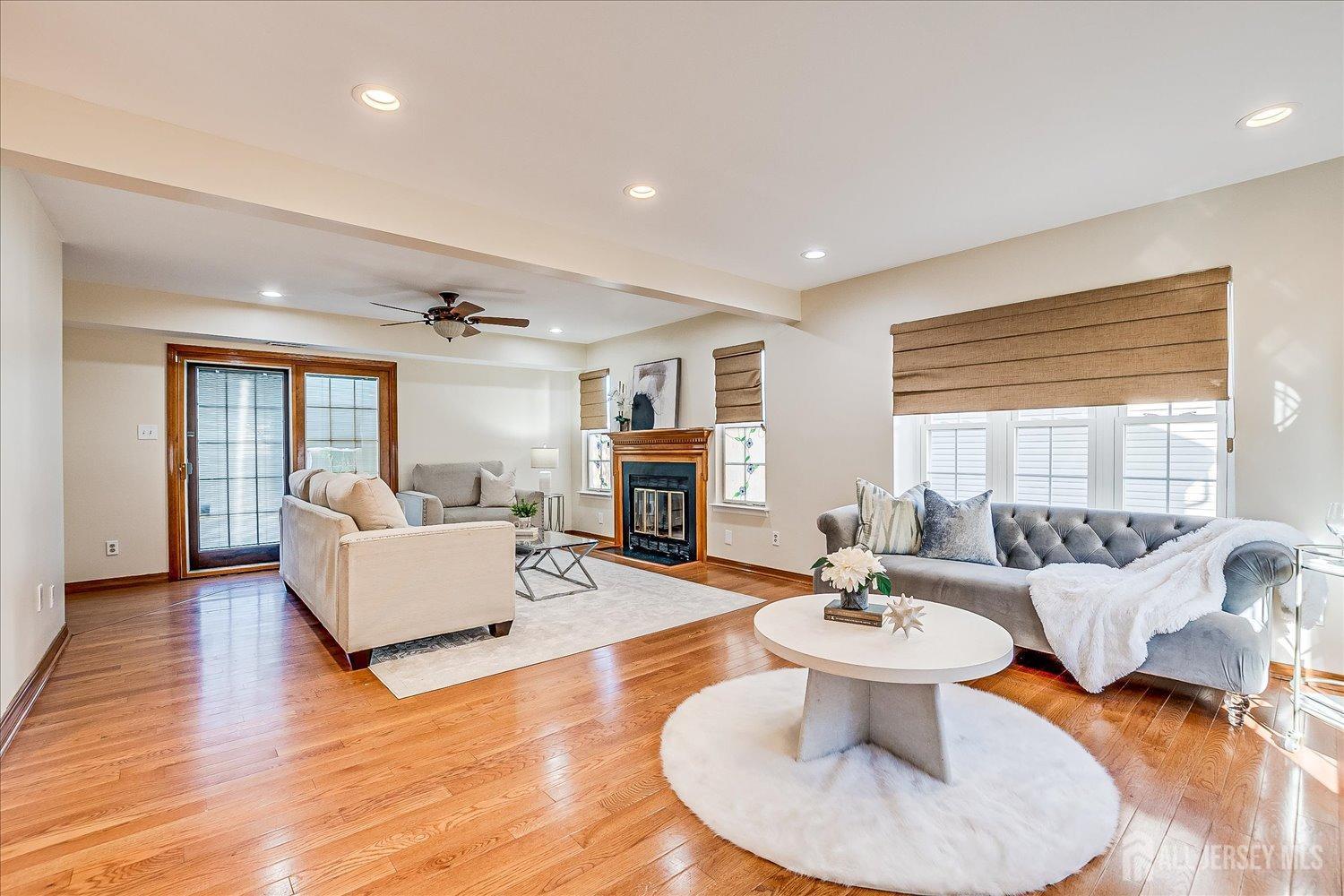 36 Lavender Drive, Edison, New Jersey image 11