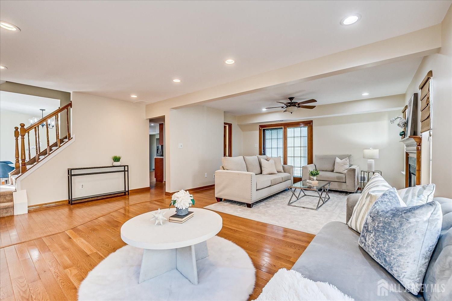 36 Lavender Drive, Edison, New Jersey image 13