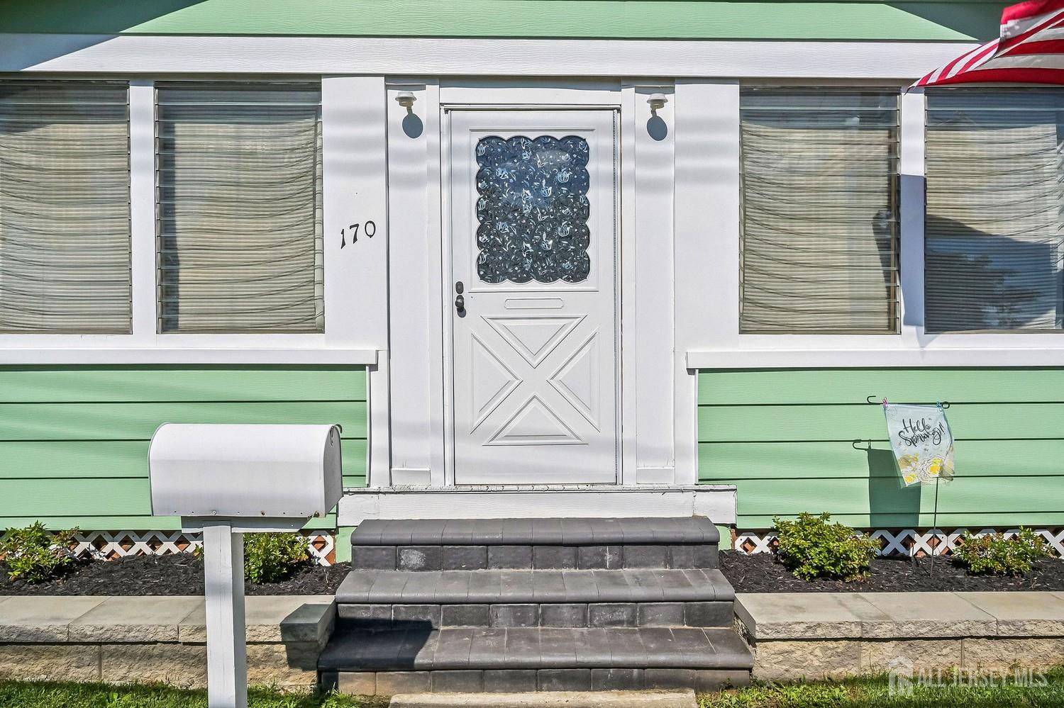 170 Forest Avenue