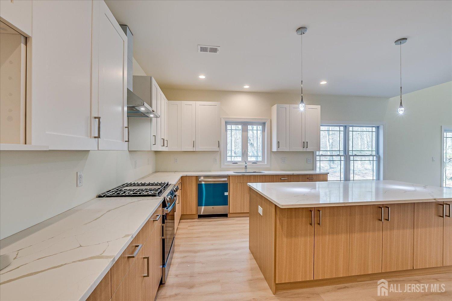 90 Hancock Road, Piscataway, New Jersey image 16