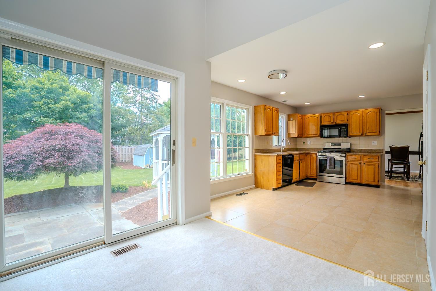 11 Adams Court, Plainsboro, New Jersey image 14