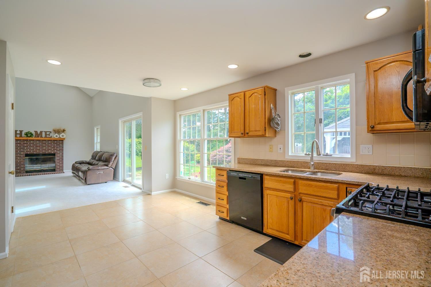 11 Adams Court, Plainsboro, New Jersey image 18