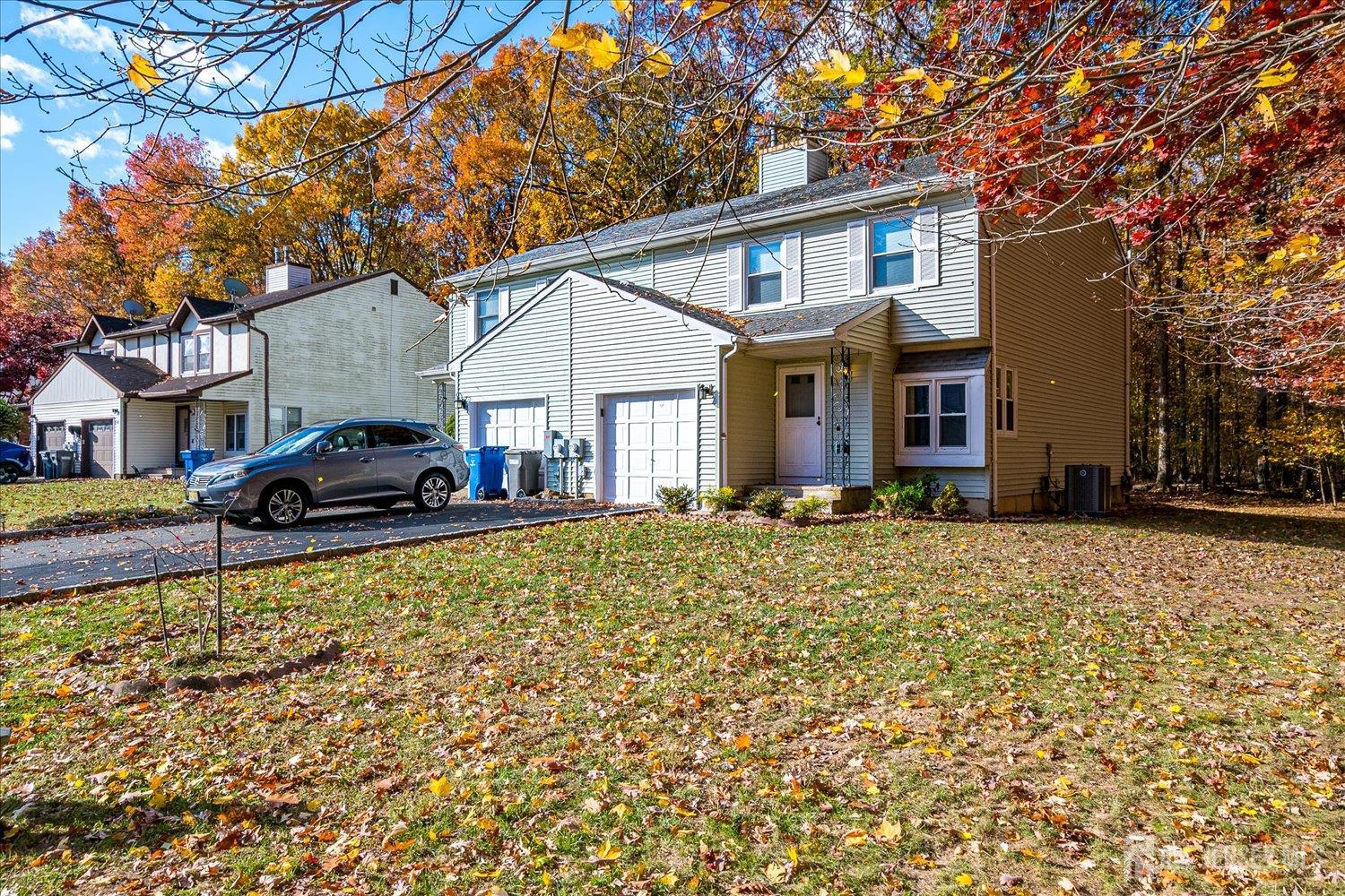 South Plainfield, New Jersey 07080, United States, 3 Bedrooms Bedrooms, ,3 BathroomsBathrooms,Residential,Active,239820