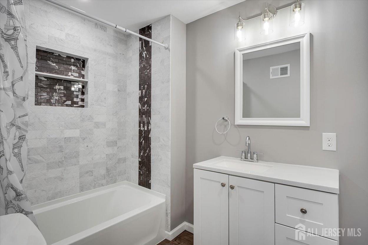 15 Douglas Street, Sayreville, New Jersey image 5