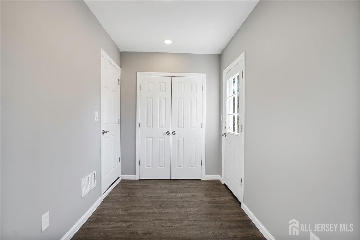 15 Douglas Street, Sayreville, New Jersey image 8
