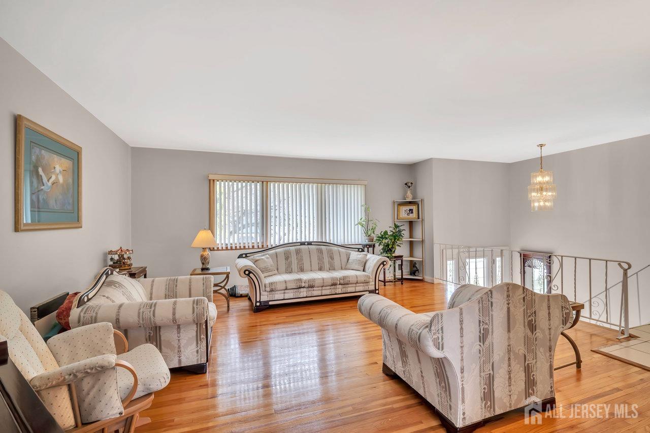 4 Wick Road, East Brunswick, New Jersey image 9