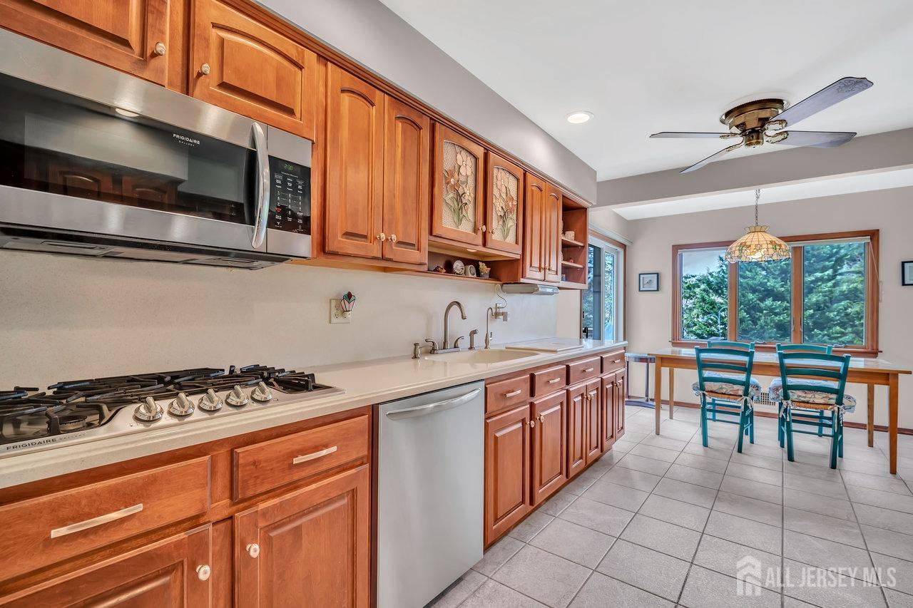 4 Wick Road, East Brunswick, New Jersey image 17