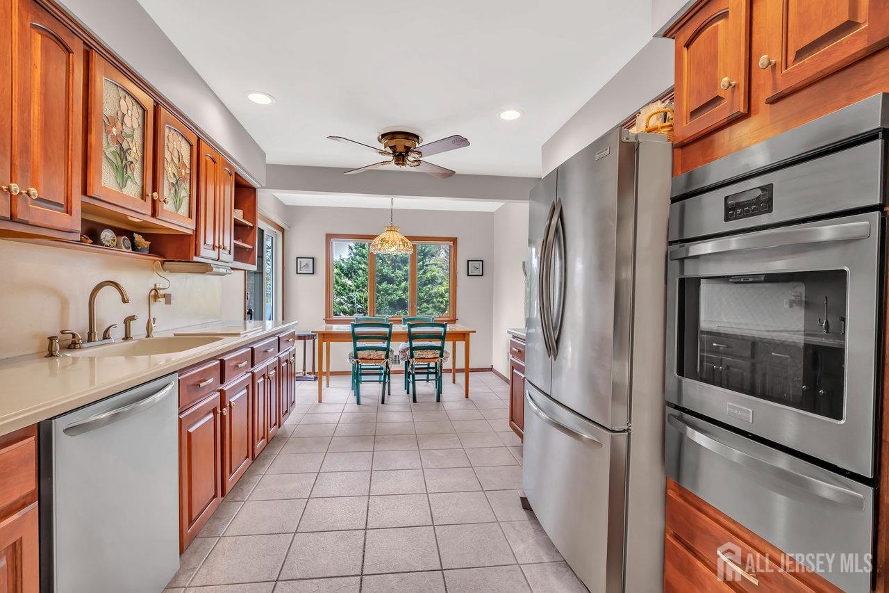 4 Wick Road, East Brunswick, New Jersey image 16