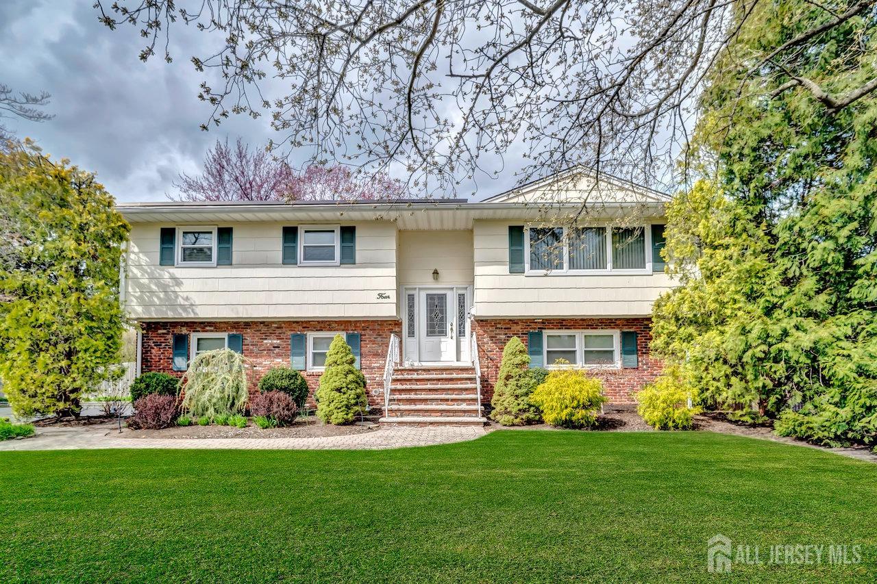 4 Wick Road, East Brunswick, New Jersey image 2
