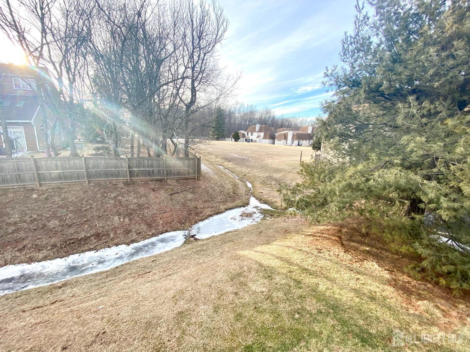 16 Carriage Place, Edison, New Jersey image 19