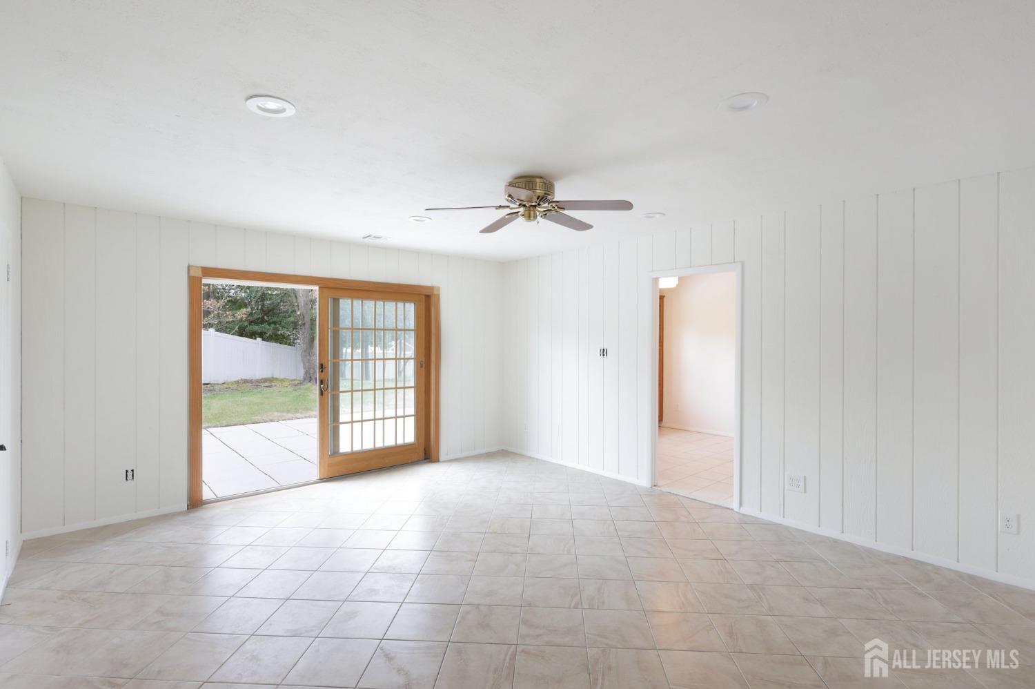 6 Macbeth Drive, Old Bridge, New Jersey image 35