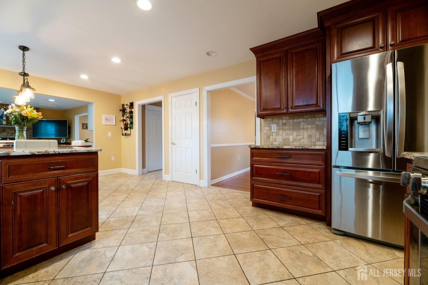 19 Rustic Drive, North Brunswick, New Jersey image 14
