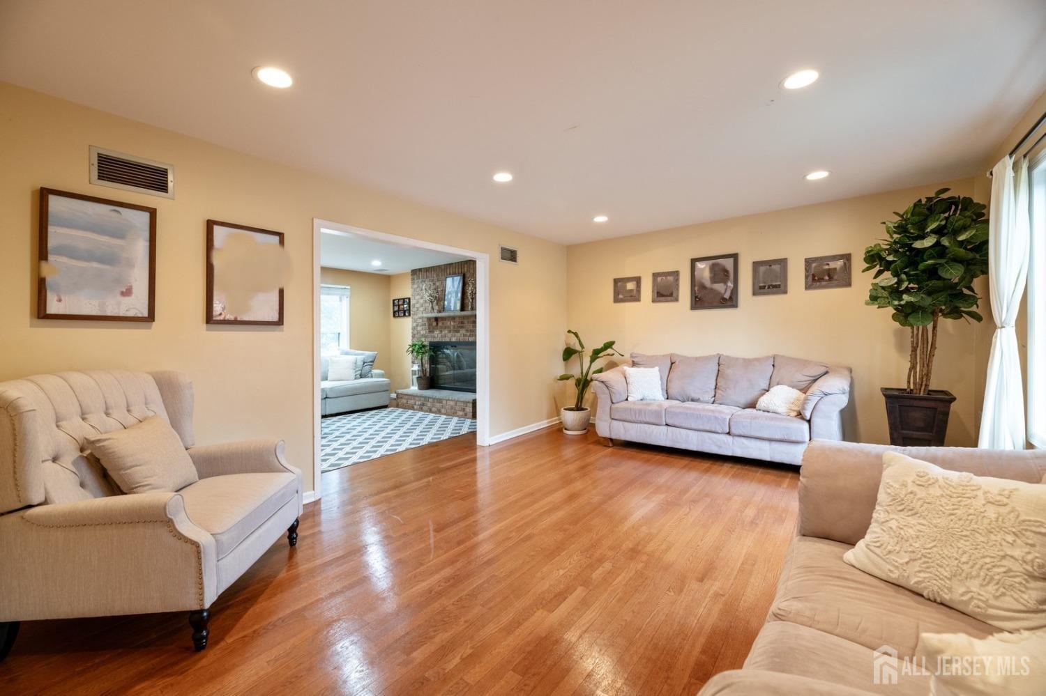19 Rustic Drive, North Brunswick, New Jersey image 7