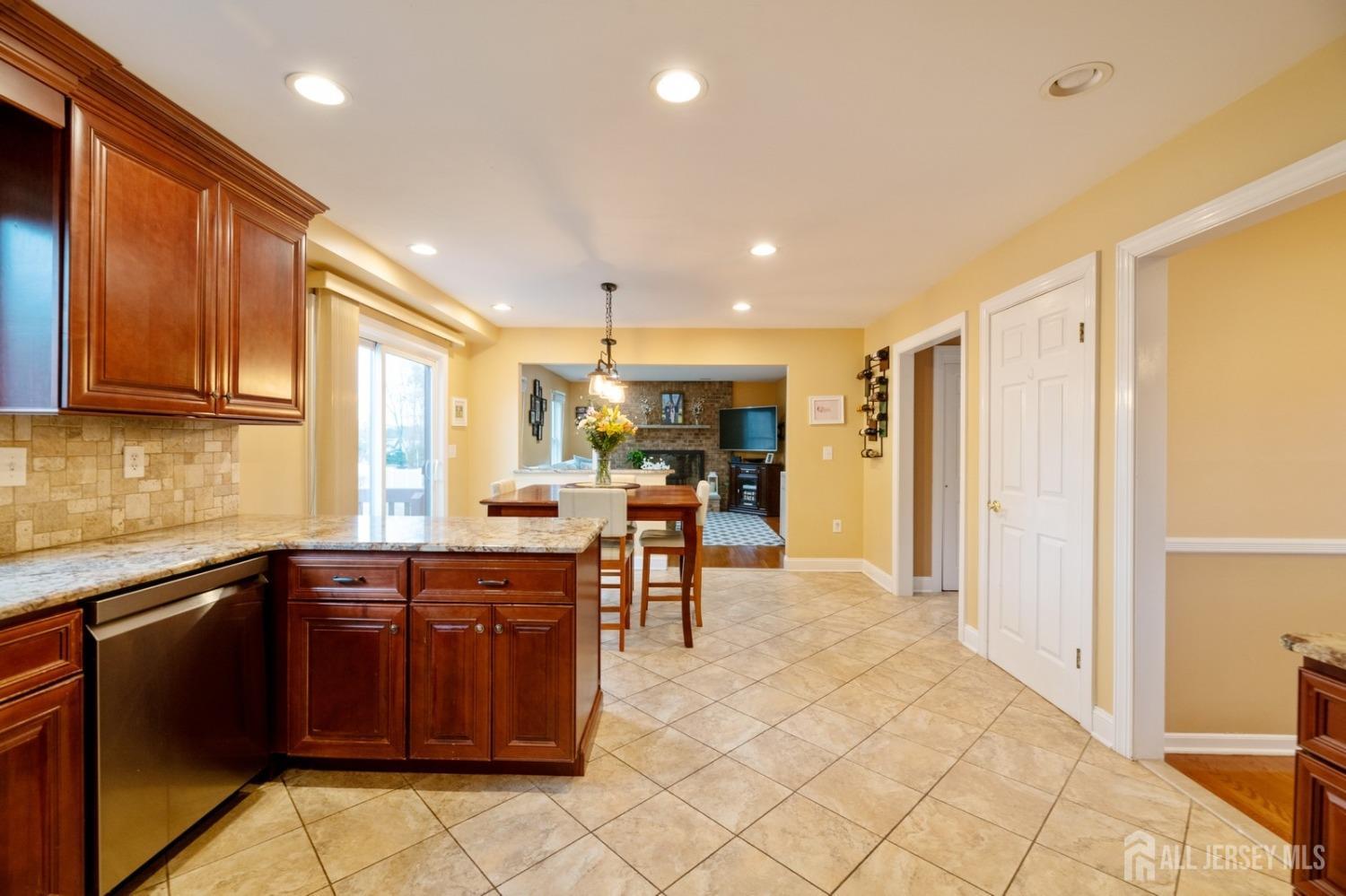 19 Rustic Drive, North Brunswick, New Jersey image 17