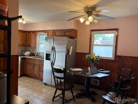 Homes For Sale - 10 Travers Avenue<br/> Edison, NJ 08817
