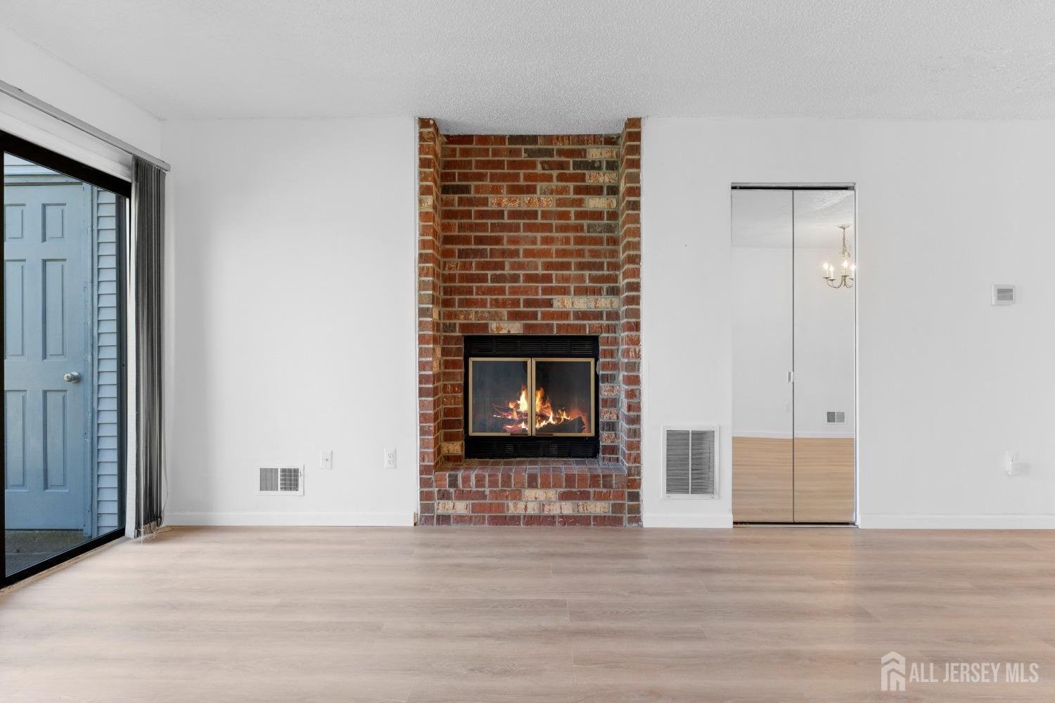 467 Andover Place, East Brunswick, New Jersey image 9