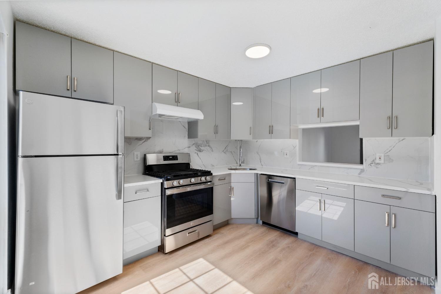 467 Andover Place, East Brunswick, New Jersey image 11