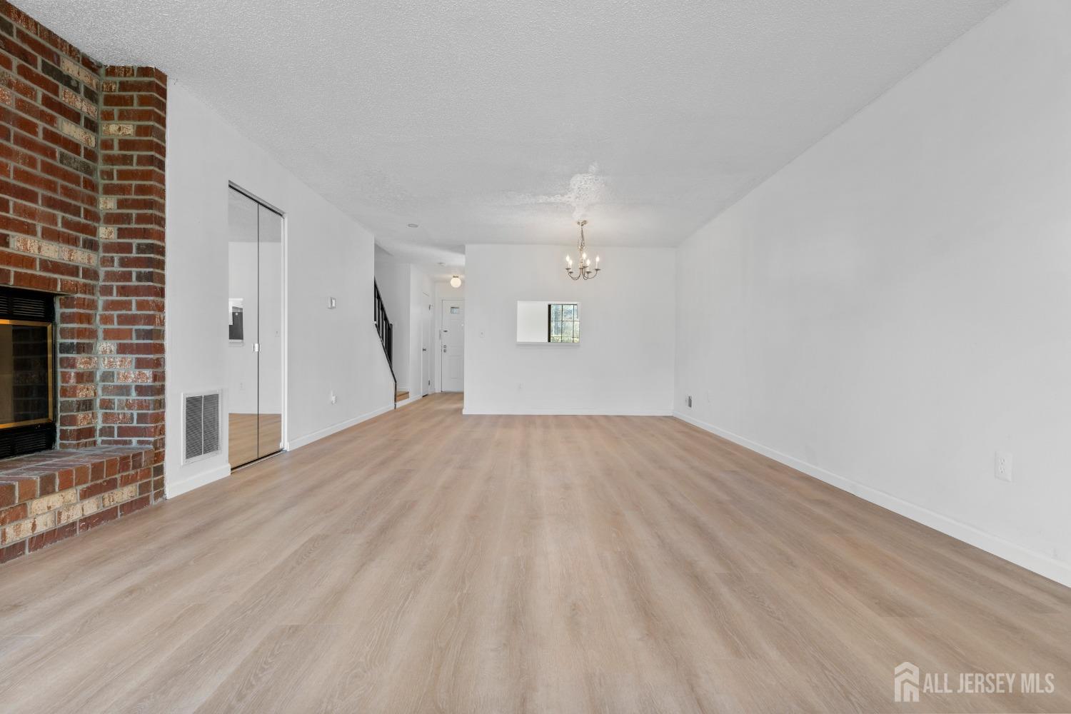 467 Andover Place, East Brunswick, New Jersey image 8