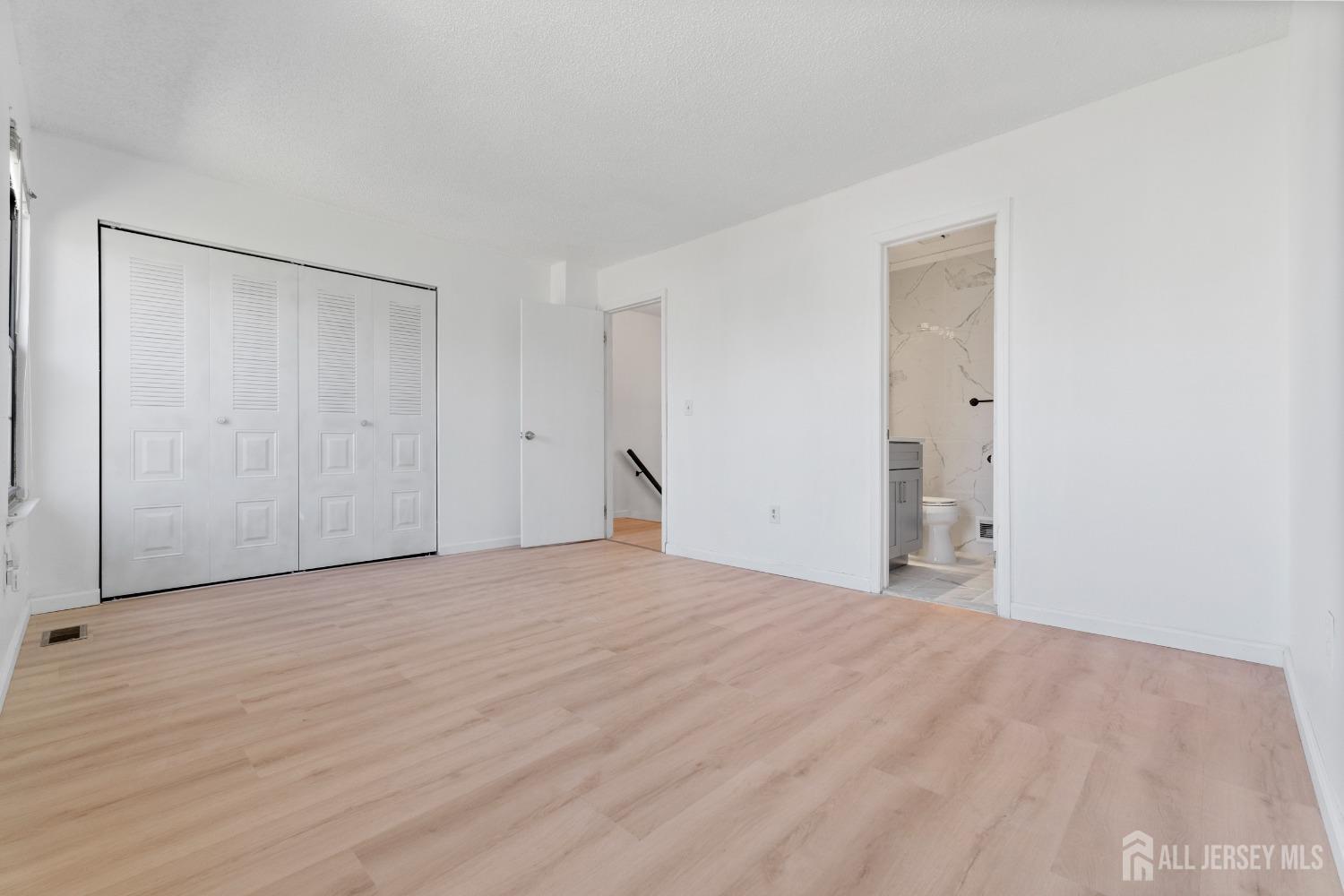 467 Andover Place, East Brunswick, New Jersey image 17