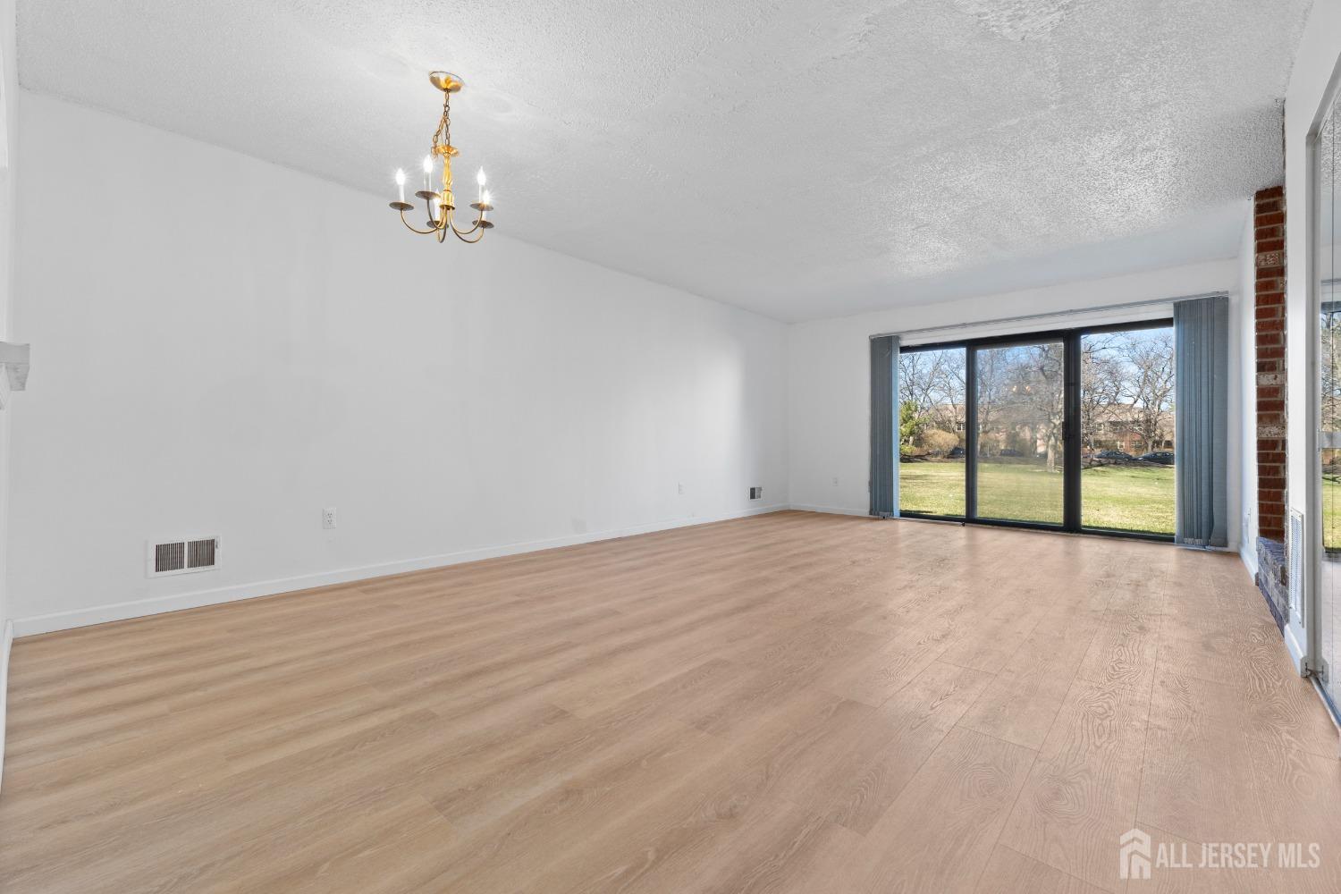 467 Andover Place, East Brunswick, New Jersey image 7