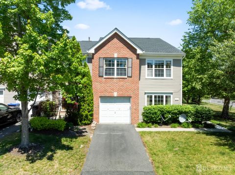 Condo For Sale - 208 Windsong Circle<br/> East Brunswick, NJ 08816