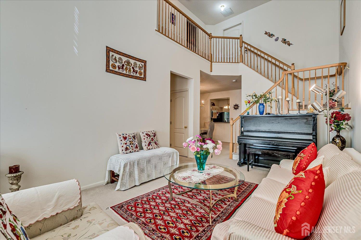 South Plainfield, New Jersey 07080, United States, 2 Bedrooms Bedrooms, ,3 BathroomsBathrooms,Residential,Active,190708