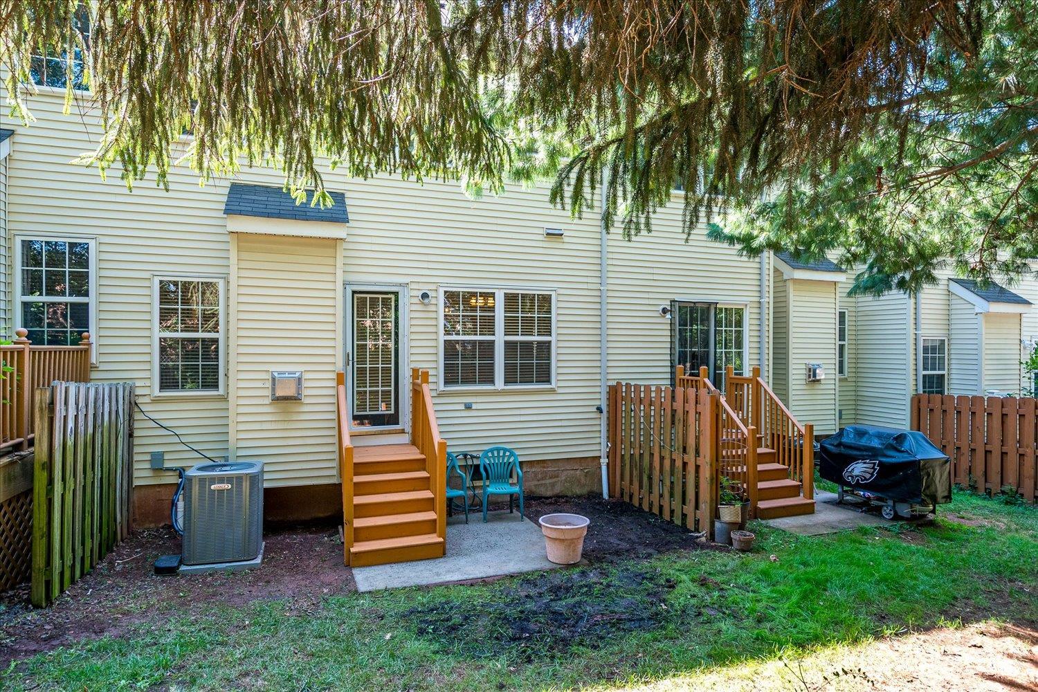 South Plainfield, New Jersey 07080, United States, 2 Bedrooms Bedrooms, ,3 BathroomsBathrooms,Residential,Active,190708