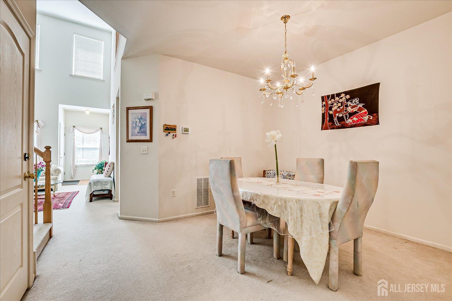 South Plainfield, New Jersey 07080, United States, 2 Bedrooms Bedrooms, ,3 BathroomsBathrooms,Residential,Active,190708